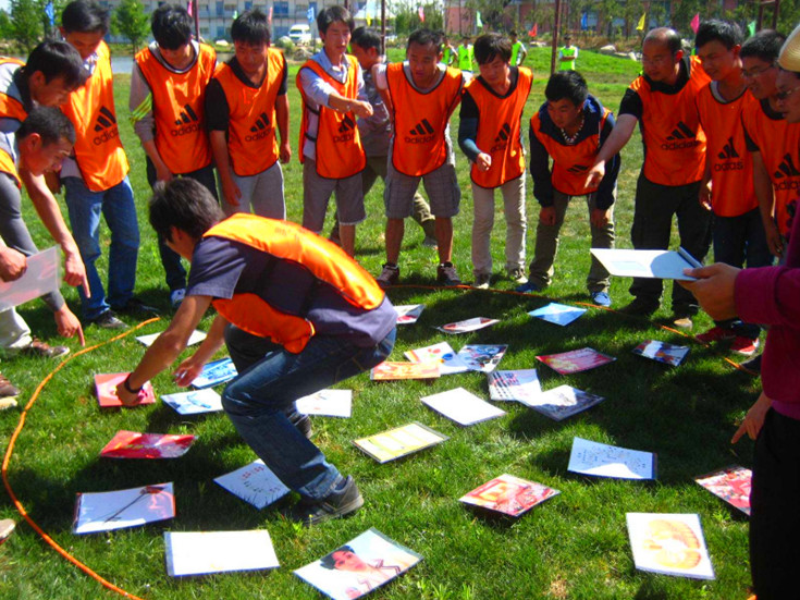 {top8bet}(团队游戏大全推荐 好玩的团队游戏活动)